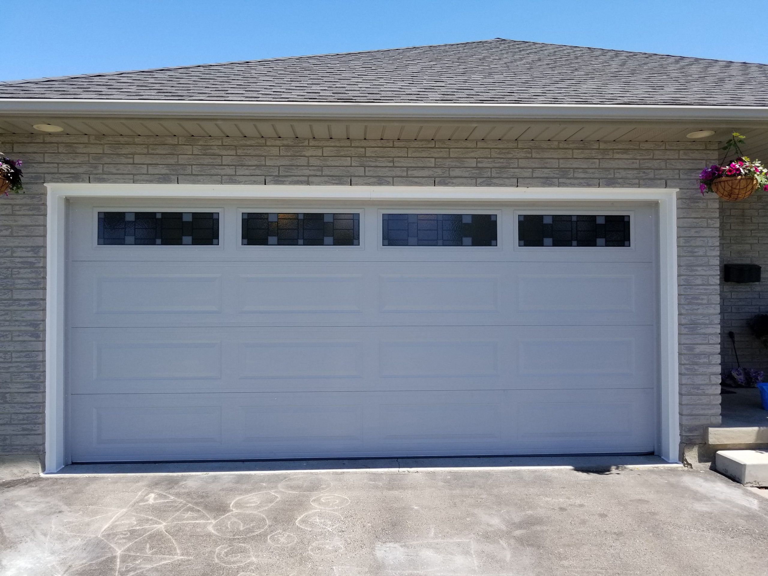 How much does a garage door cost? - Img2 XL ScaleD